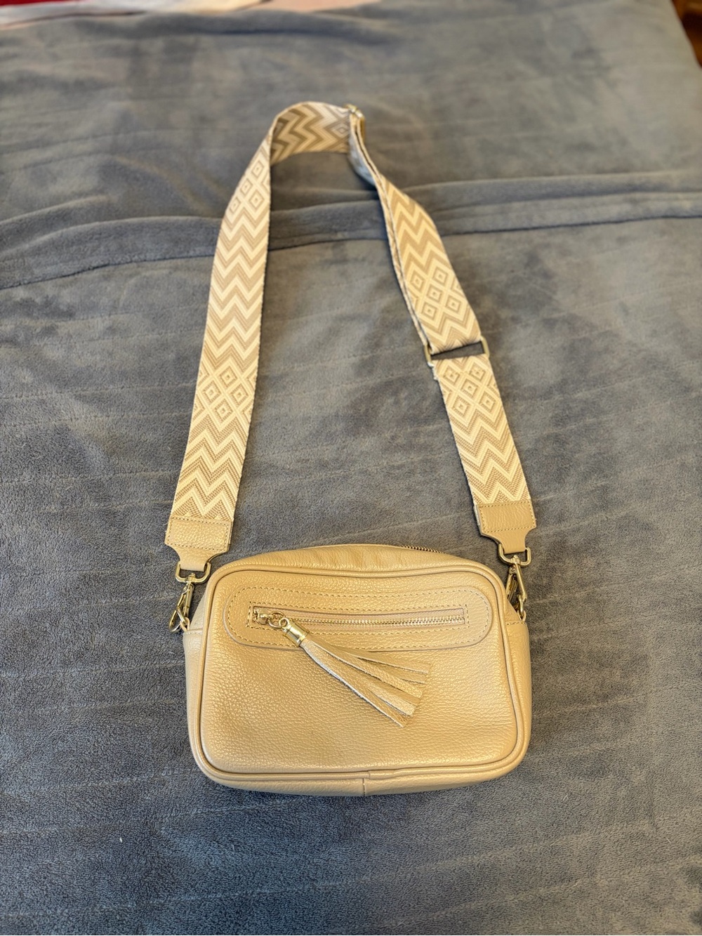 Italy Leather Market Crossbody Bag